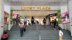 Lucky Plaza (D9), Retail #575758071
